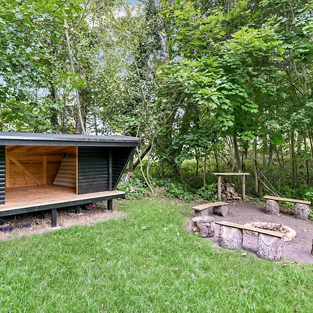The Sun House 후네스테드
