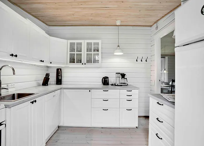 The Sun House Дом отдыха